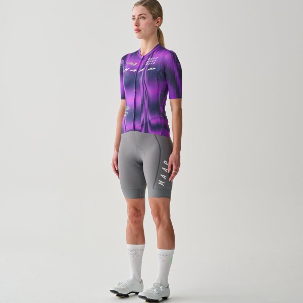 Abbigliamento donna: pantaloncini con bretelle Maap World Tour Team 2025