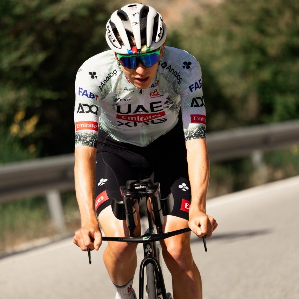 Abbigliamento uomo Maglia UAE Team Emirates 2025 Pissei Magistrale Ultra - Tour de France Abbigliamento uomo Maglia UAE Team Emirates 2025 Pissei Magistrale Ultra - Tour de France
