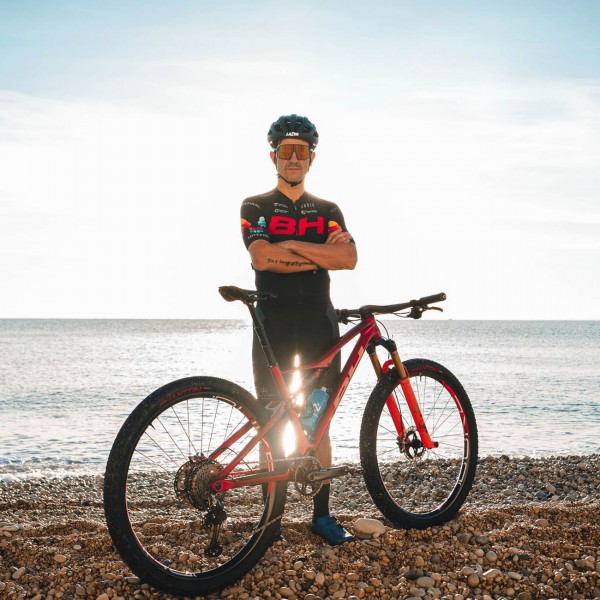 Maglia da ciclismo BH COLOMA TEAM 2023 a maniche corte squadra di ciclismo professionale