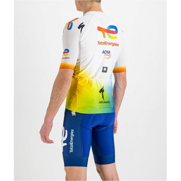 Pantaloncini con bretelle Team TotalEnergies 2022 team di ciclismo professionistico